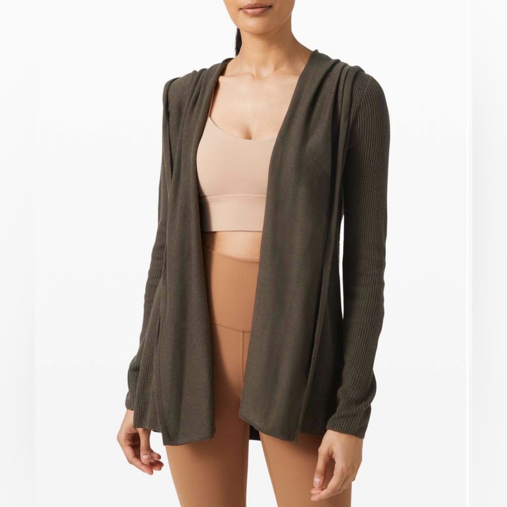 Lululemon Sundown Sweater Wrap
Dark Olive - Size 2